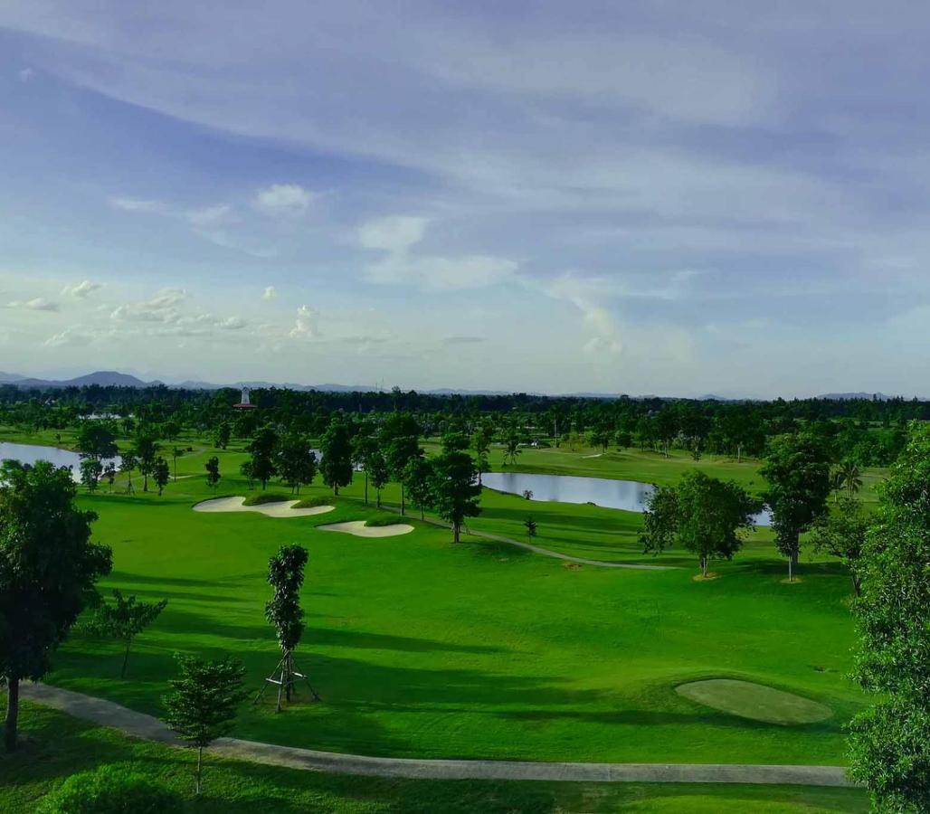 Happy City Golf & Resort Chiang Rai Extérieur photo